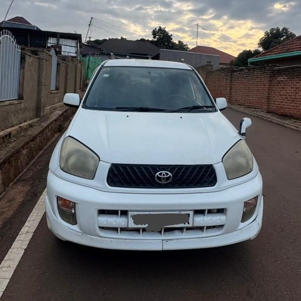 Toyota RAV4 – Year 2002 (Japan)